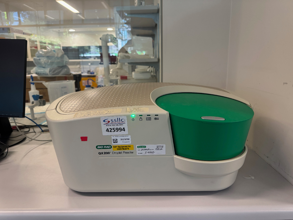 Image of Bio-Rad QX200 Droplet Reader